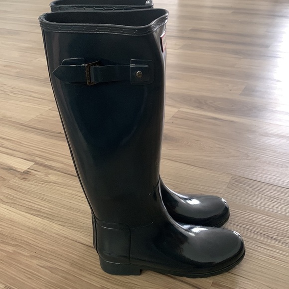 NIB hunter Original refined gloss navy rain boots - Picture 1 of 7